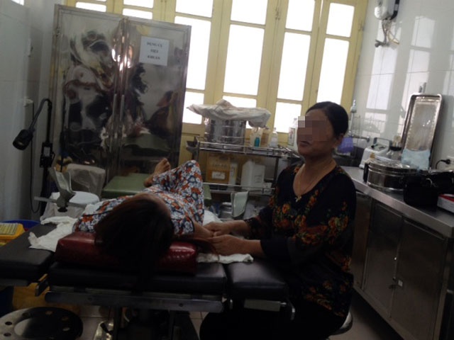 Tin tức trong ngày - “Gia đình tôi có lỗi với 18 y, bác sĩ bị phơi nhiễm HIV”