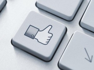 Công nghệ thông tin - “Giờ vàng” đăng status câu Like trên Facebook