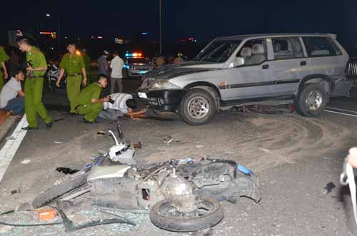 Tin tức trong ngày - Tai nạn 3 người chết ở Đà Nẵng: Giám đốc Công an xuống hiện trường