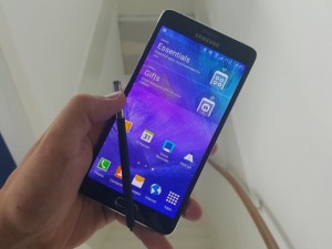 Dế sắp ra lò - Xác nhận Samsung Galaxy Note 5 dùng RAM 4GB