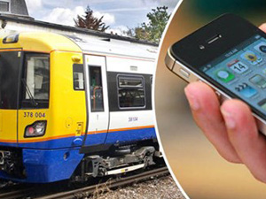 Phi thường - kỳ quặc - Bị bắt vì... sạc iPhone trên tàu