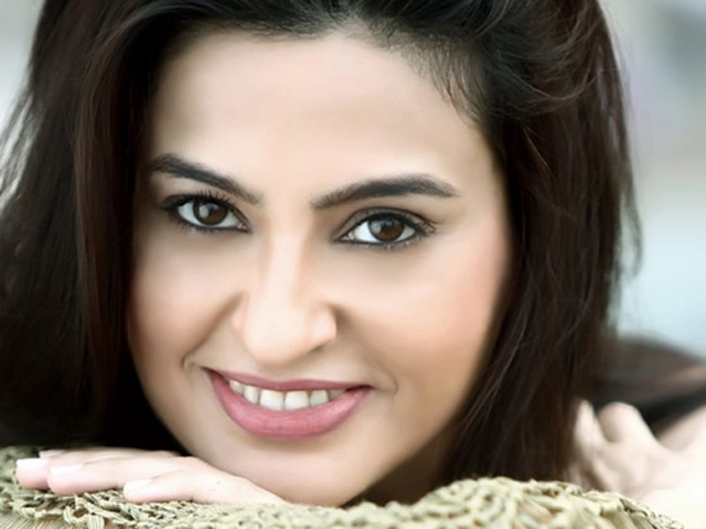 Phim - Sao phim "Cô dâu 8 tuổi" đến Việt Nam