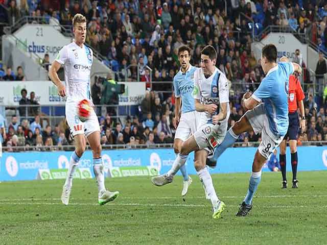 Bóng đá - Melbourne - Man City: Tuyệt phẩm phút 86