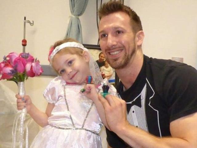 Tình yêu - Giới tính - Đám cưới "trong mơ" của cô bé 4 tuổi mắc ung thư