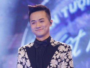 Ca nhạc - MTV - &quot;Thầy giáo hot boy&quot; dừng chân ở Top 3 Vietnam Idol