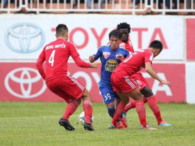 Bóng đá Việt Nam - B.Bình Dương không sợ khủng hoảng