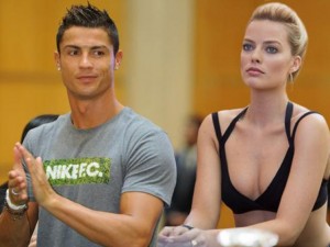 Ngôi sao điện ảnh - Ngắm minh tinh 9X khiến C. Ronaldo &quot;say nắng&quot;