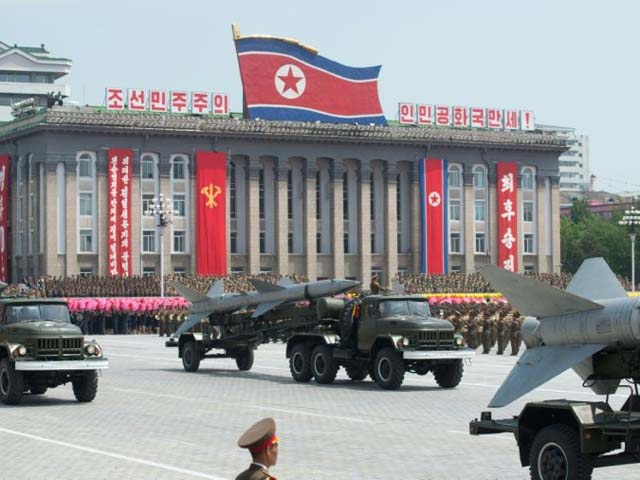 Thế giới - Hàn Quốc "lo sốt vó" Triều Tiên phóng tên lửa tầm xa