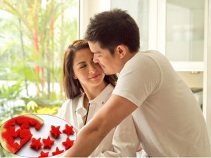 Tình yêu - Giới tính - Ông bố dạy con hiểu nghĩa vợ chồng bằng quả dưa hấu