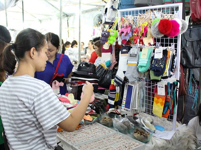 “Thả ga” sắm đồ giá rẻ chỉ 80 ngàn đồng ở Sài Gòn