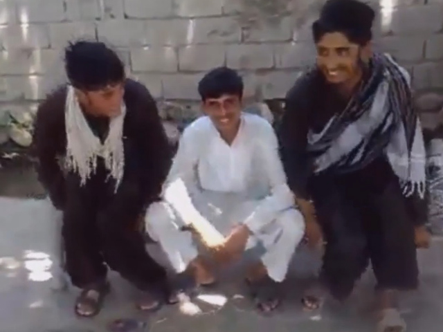 Cười 24h - Troll nhau cực hài của những thằng bạn thân