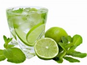 Sức khỏe đời sống - Những tác hại khi uống quá nhiều nước chanh