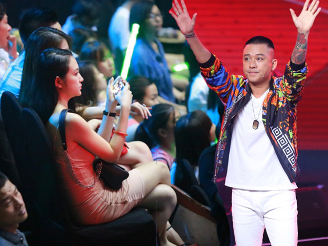 Sao ngoại-sao nội - Tuấn Hưng lấy lại phong độ bên vợ sau scandal "văng bậy"