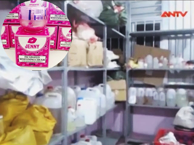 Làm đẹp - Thâm nhập xưởng "mỹ phẩm Hàn Quốc trắng siêu cấp" ở VN