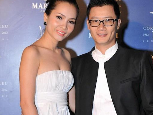 Ca nhạc - MTV - Bật mí về cô vợ người mẫu “con sếp lớn” của Hoàng Bách