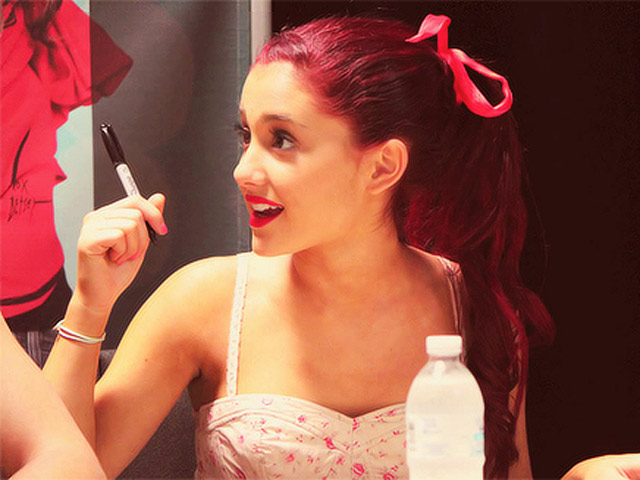 Bạn trẻ - Cuộc sống - 7 tật xấu bạn không nên thể hiện khi nói chuyện