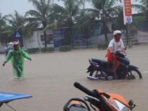 Tin tức trong ngày - Quảng Ninh chìm trong trận lụt lịch sử