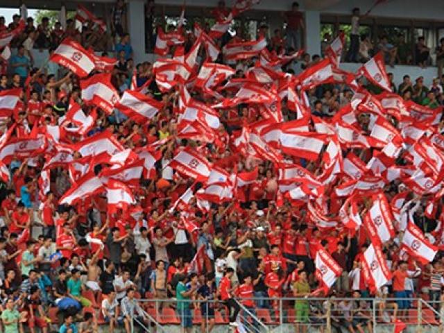 Bóng đá - Vấn đề của bóng đá Việt Nam: Để lâu… hóa bùn