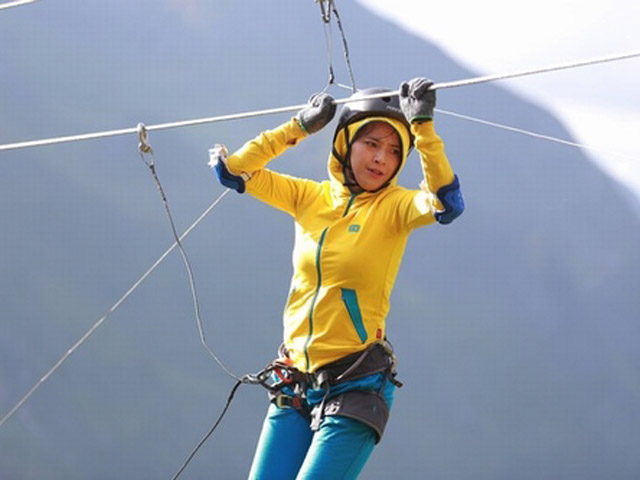 Ca nhạc - MTV - Hải Băng vã mồ hôi khi leo trèo giữa hẻm núi