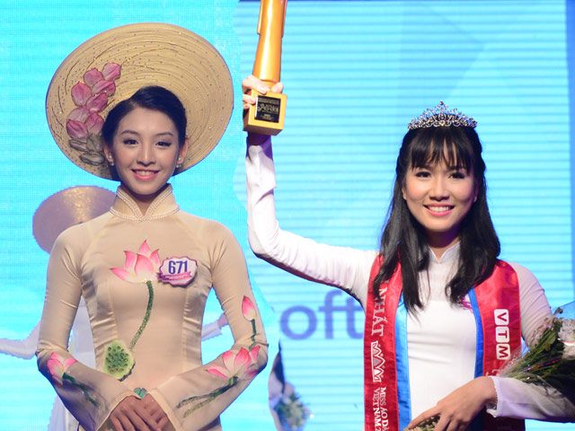 Bạn trẻ - Cuộc sống - Nữ sinh Việt duyên dáng trong đêm chung kết Miss Áo dài
