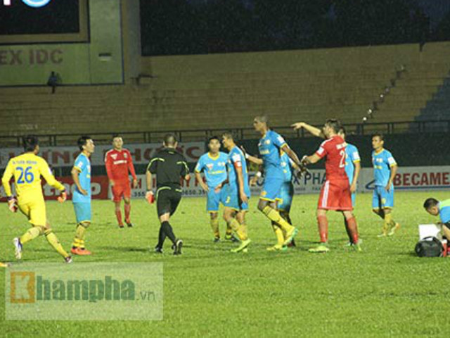 Bóng đá - Mời bác sĩ da liễu chữa bệnh tim!