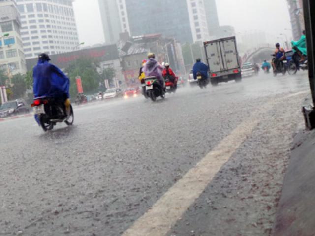 Tin tức trong ngày - Mưa to tiếp tục dội xuống miền Bắc