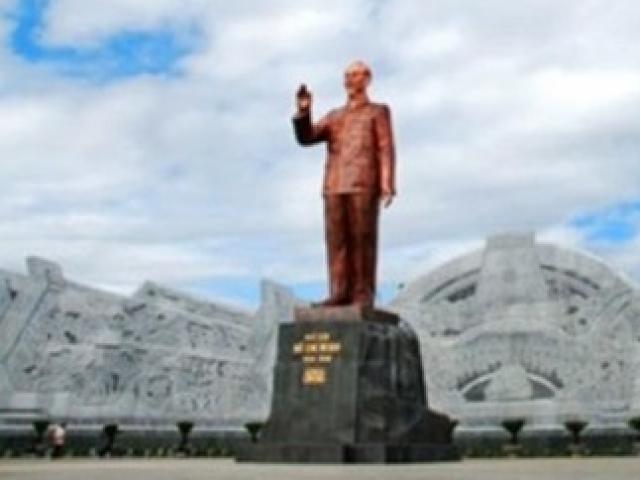 Chủ tịch HĐND tỉnh Sơn La bác tin xây tượng đài 1.400 tỷ