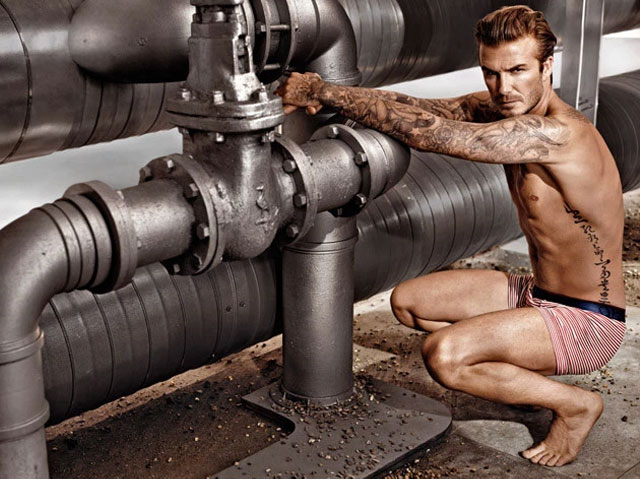 Bí quyết mặc đẹp - Quần bơi đàn ông "biến hóa" thú vị trong 100 năm qua