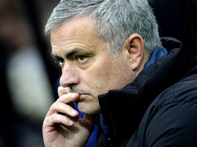 Bóng đá - Mourinho "ăn gạch đá" khi nói Arsenal tiêu cực