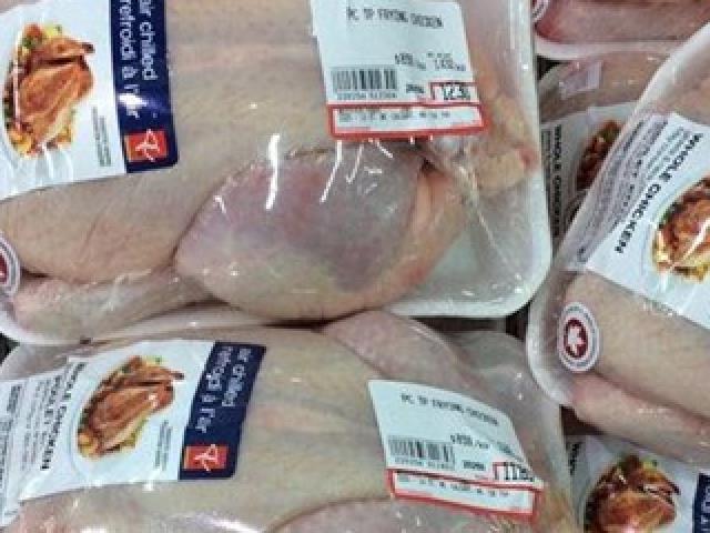 Thị trường - Tiêu dùng - Doanh nghiệp vẫn ùn ùn nhập thịt gà Mỹ