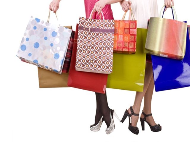 Thời trang công sở - Mánh khóe bán hàng thời trang của các shop mùa sale