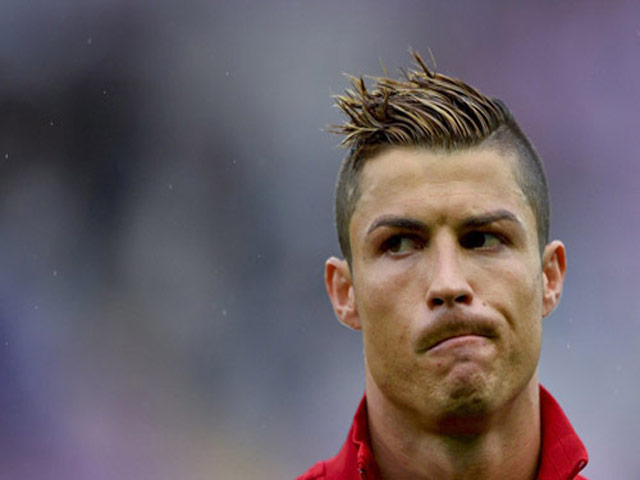 Bóng đá - Muôn màu phong cách tóc của Ronaldo