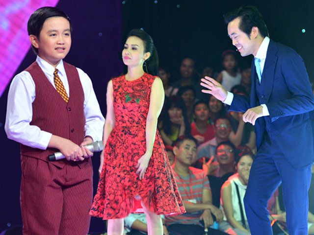 Ca nhạc - MTV - Bé 13 tuổi khiến HLV The Voice Kids đấu đá kịch liệt