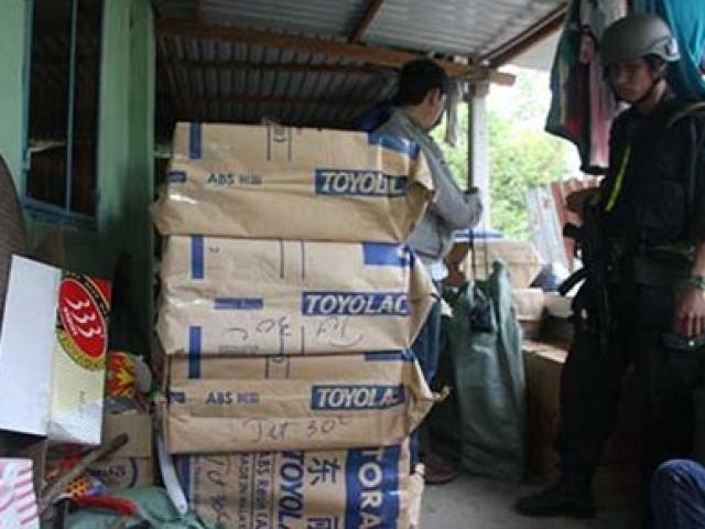 Thị trường - Tiêu dùng - Bản tin tài chính kinh doanh 10/08: Buôn lậu thuốc lá ngày càng phức tạp