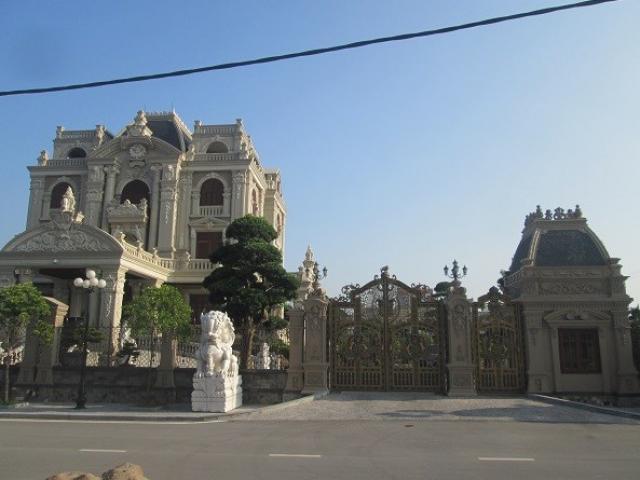 Tài chính - Bất động sản - Choáng với lâu đài trăm tỷ của đại gia Hà Nam