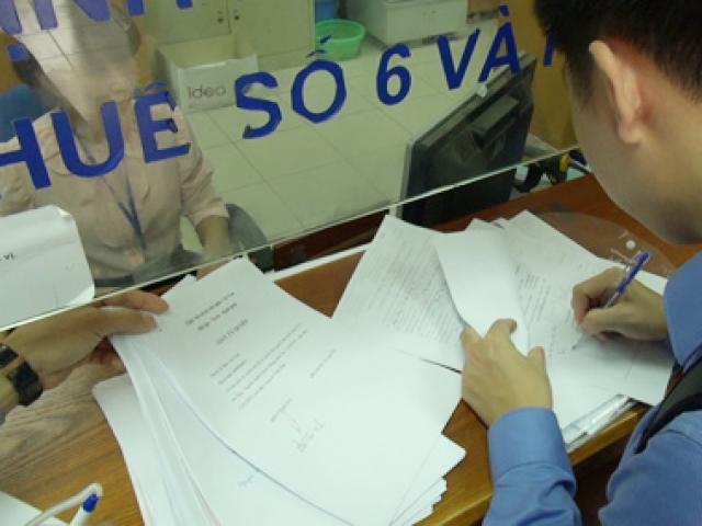 Thị trường - Tiêu dùng - “Ngán” thủ tục hành chính thuế: DN chỉ xin hai chữ… bình yên