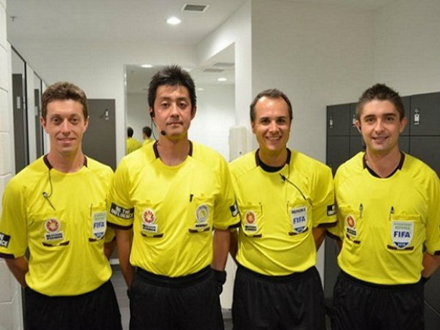 Bóng đá - Có trọng tài ngoại ra tay, Hà Nội.T&T mơ "lật đổ" B.BD