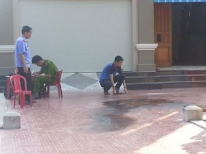 Pháp luật - Nghệ An: Tạm giữ hai vợ chồng nghi tưới xăng đốt em dâu