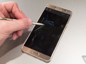 Tin tức công nghệ - Trên tay chiếc Samsung Galaxy Note 5 vừa ra mắt