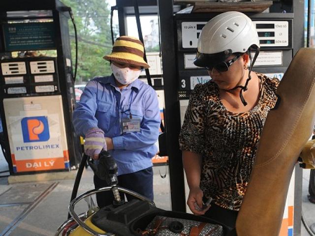 Giá cả hàng hóa - Doanh nghiệp lãi lớn, sao không giảm mạnh giá xăng dầu?