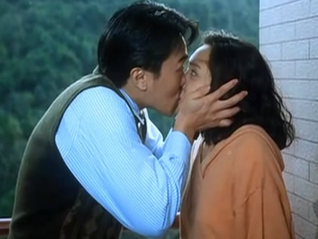 Phim - Những màn "khóa môi" cả nam lẫn nữ của Châu Tinh Trì