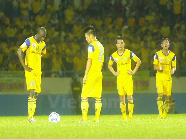 Bóng đá - Trung vệ Ngọc Hải giãi bày chuyện "SLNA làm kinh tế”