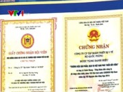 Tài chính - Bất động sản - Bản tin tài chính kinh doanh 19/08: Thu hồi chứng nhận, giải thưởng của công ty Liên Kết Việt