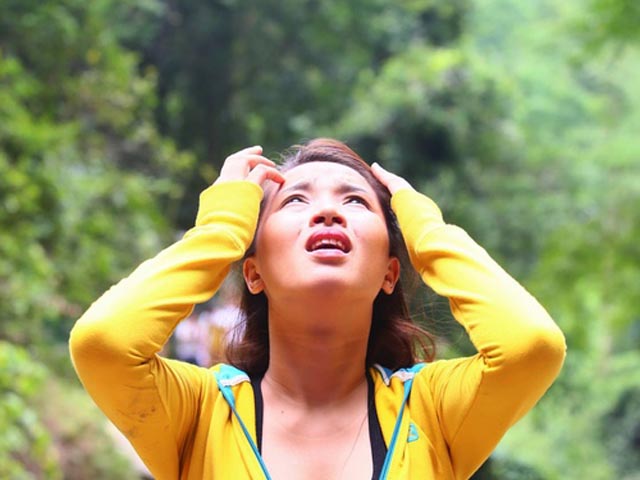 Ca nhạc - MTV - Hải Băng "tái mặt" thấy Trương Nam Thành "mất" khỏi thác nước