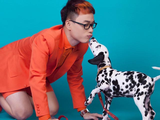 Ca nhạc - MTV - Trúc Nhân để chó liếm mặt, đả kích mặt trái showbiz