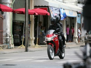 Ô tô - Xe máy - Honda triệu hồi CBR150R và CBR250R do lỗi rơ le