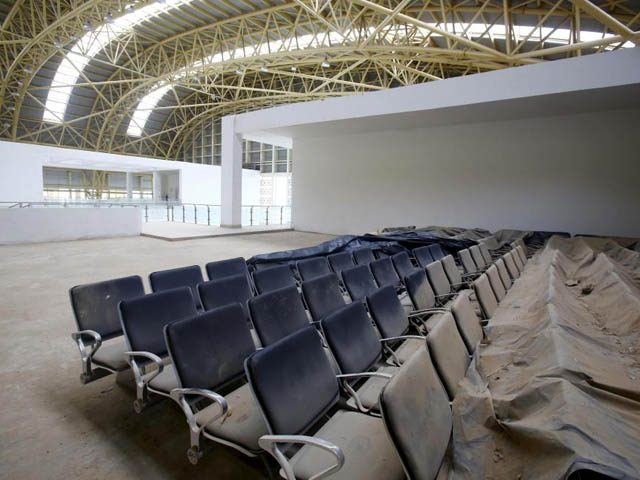 Tin tức trong ngày - Ớn lạnh sân bay "ma" triệu đô ở Ấn Độ