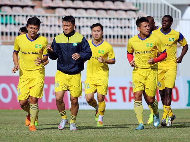 Bóng đá - HAGL “giấu bài”, SLNA bắt đầu “nóng máy”