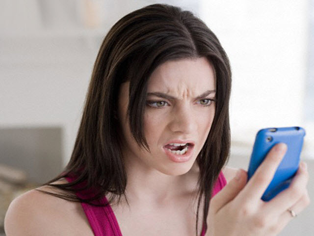 Công nghệ thông tin - Dịch vụ "dội bom" tin nhắn rác