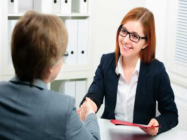 Cẩm nang tìm việc - Những yếu tố giúp bạn “ghi điểm” với nhà tuyển dụng